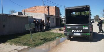 allanamiento en Chaco al 500 (policía)