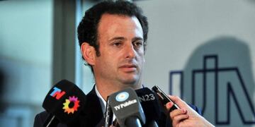 El dirigente industrial José Urtubey ve como muy difícil el pago de un bono\u002E