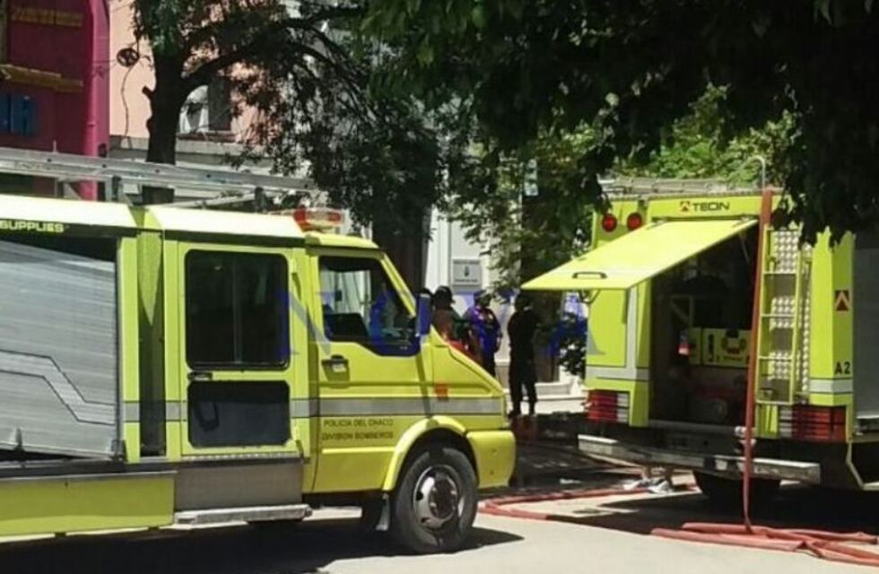 Vecinos ayudaron a apagar el incendio de una vivienda en Resistencia