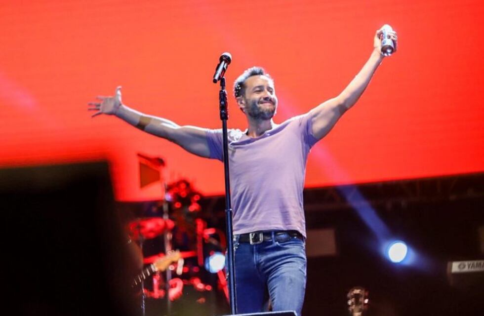 Chaya 2020: Luciano Pereyra cantó y chayó entre risas