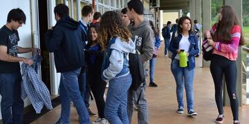El 92% de los estudiantes del último año del secundario se inscribió en la misma carrera\u002E