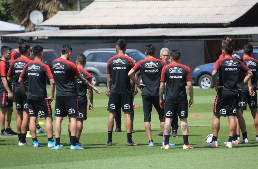 La Selección de Chile decidió no jugar el amistoso ante Perú por la situación que vive el país
