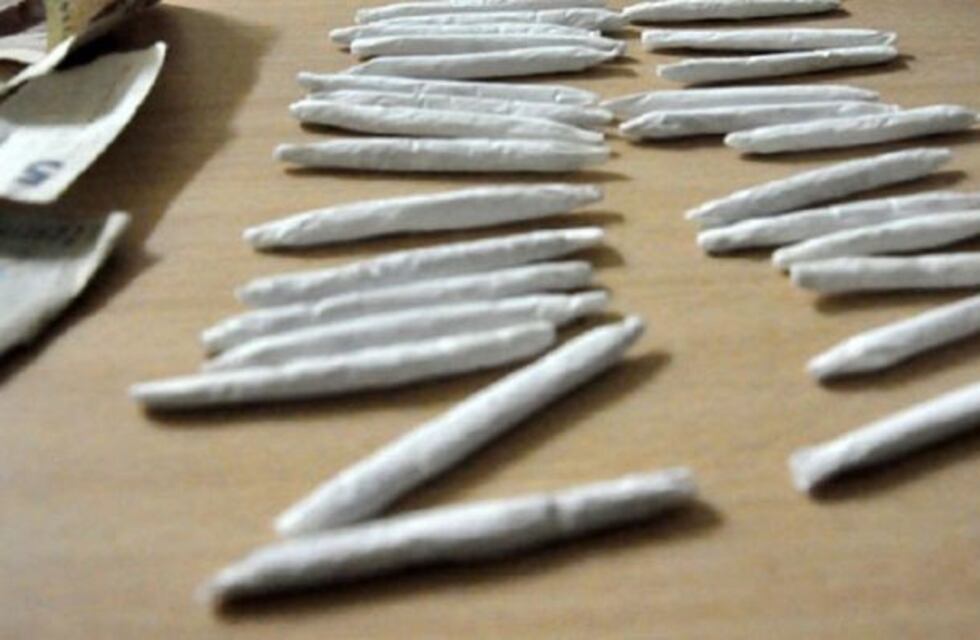 Investigan si docente vendía droga a alumnos de escuela en Córdoba