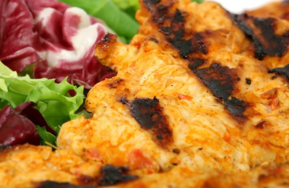 Receta para hacer pollo grillado con salsa de garbanzos