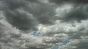 Domingo inestable. Foto de archivo