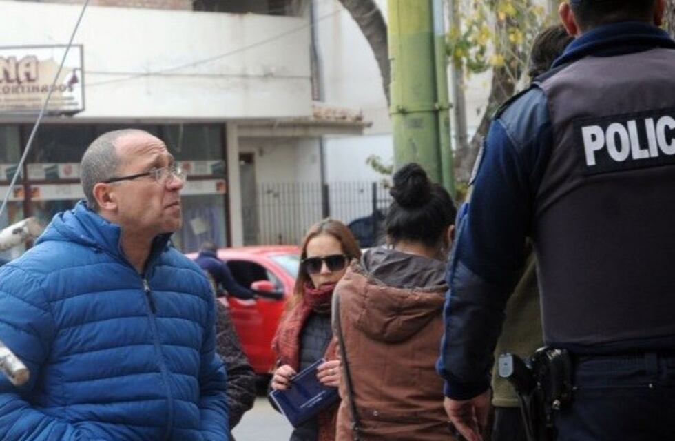Mató a un ciclista, huyó y luego se entregó a la Justicia
