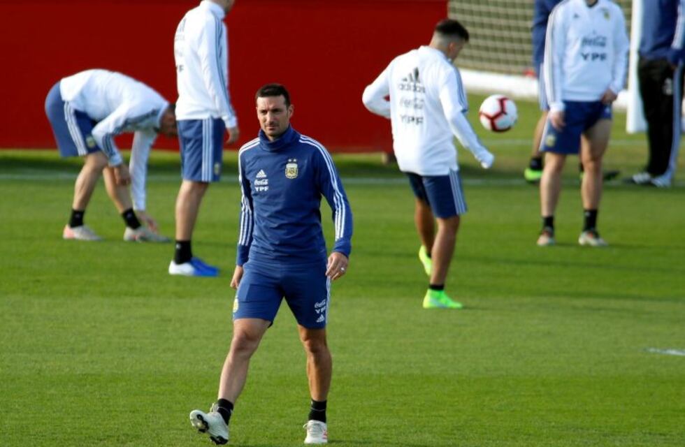 La Selección Argentina se entrenó con todos los convocados de cara al partido con Brasil