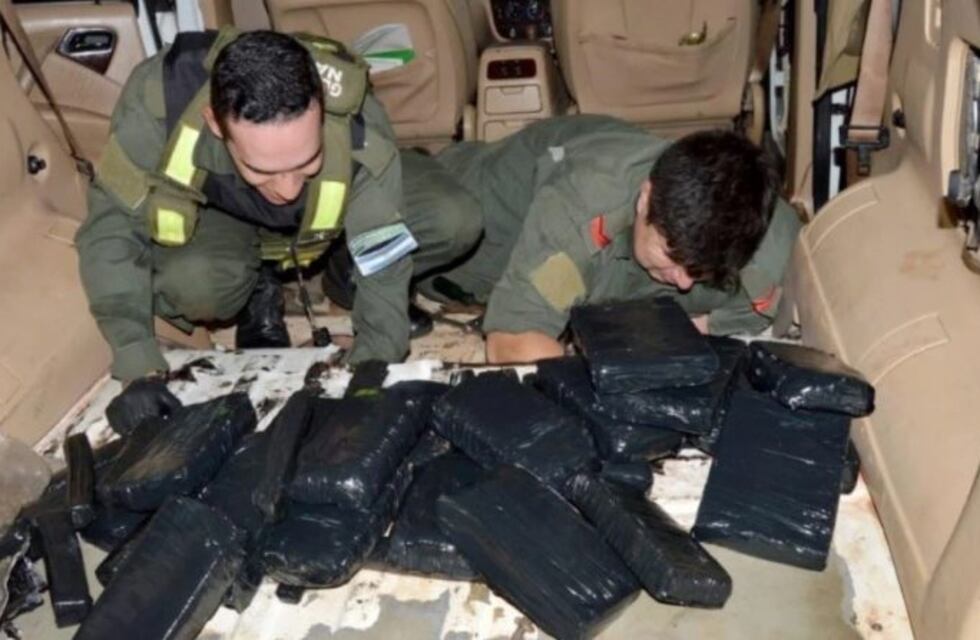 Gendarmería incautó cocaína y marihuana en Puerto Iguazú