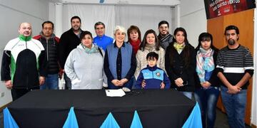 presentaron velada dia de la bandera