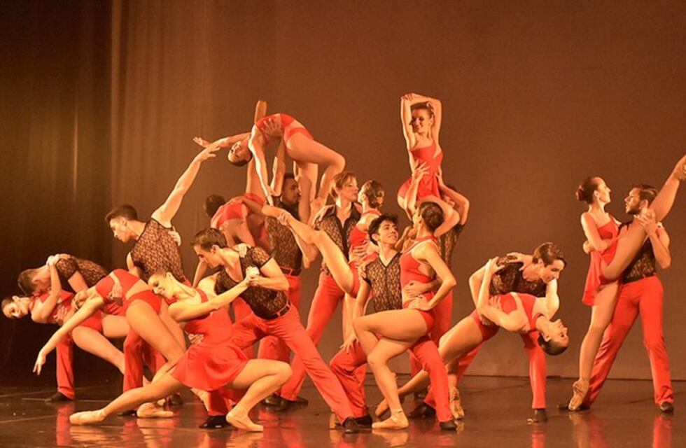 Clásicos + Jazz + Tango, el Ballet Oficial llega a Carlos Paz