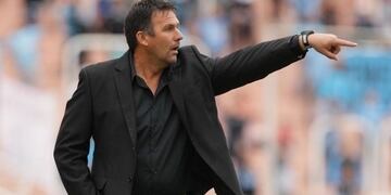 El técnico de Godoy Cruz, Diego Dabove ya trabaja en el futuro del equipo\u002E