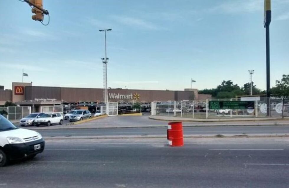 Walmart deberá indemnizar con 400 mil pesos a una familia que se intoxicó con alcauciles vencidos