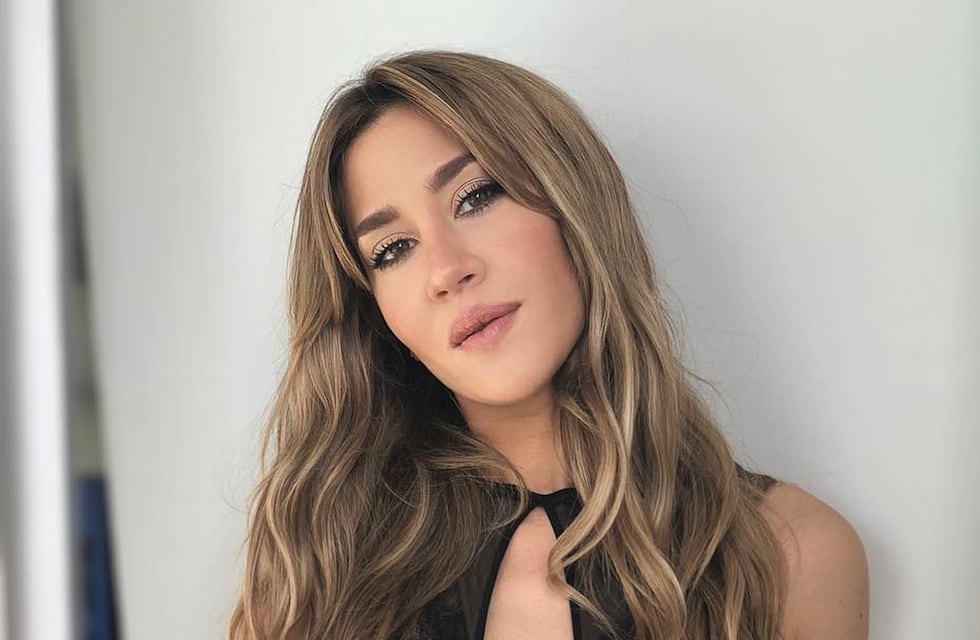 Jimena Barón posó con un body de lencería y transparencias que reveló su tatuaje más íntimo