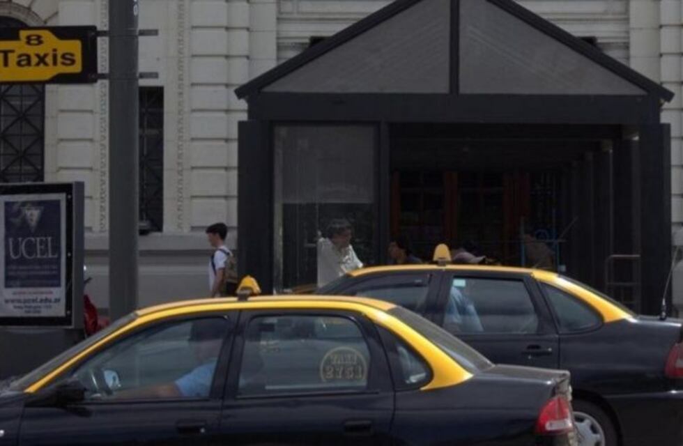 Imputaron a un taxista por amenazas en la Terminal, pero las denuncias siguen