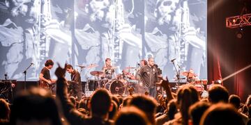 La banda de Patricio Fontanet se presentó en Metropolitano como parte de su gira nacional. (Giuliana Reyna)