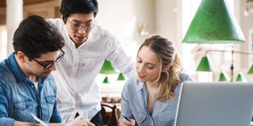 Cuál es la primera escuela de startups en la Argentina.