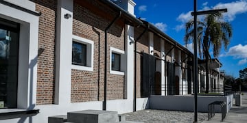 Se reinaugura el Centro Cultural Juan L. Ortiz con una nutrida programación cultural.