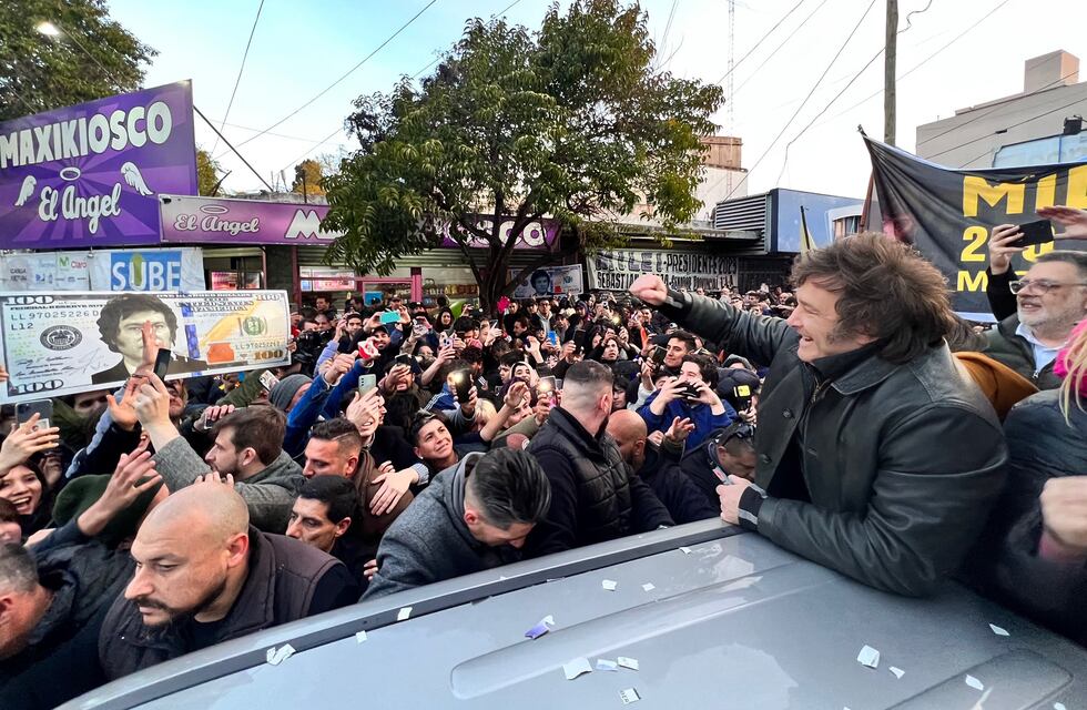Javier Milei va por la provincia de Buenos Aires: el candidato realizará más recorridas con Carolina Píparo