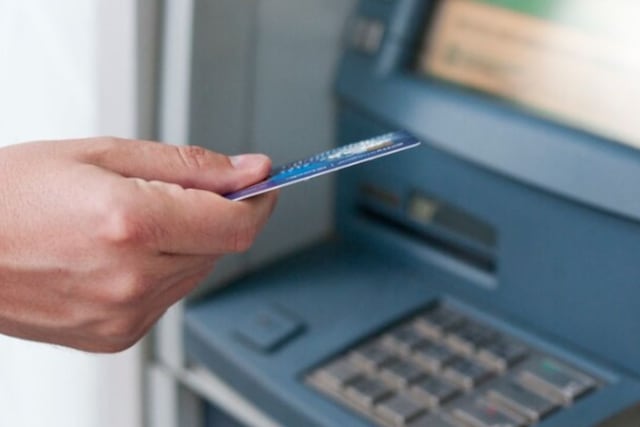 El 6 de noviembre cierran los bancos.