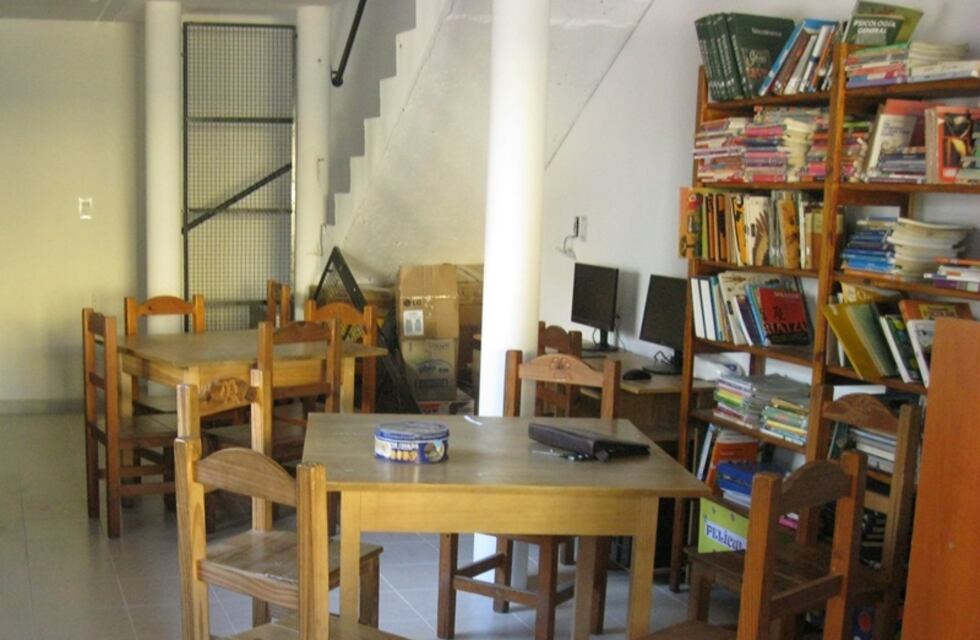 Tres Arroyos: Taller de Arte para chicos en la Biblioteca Hugo Delgiorgio