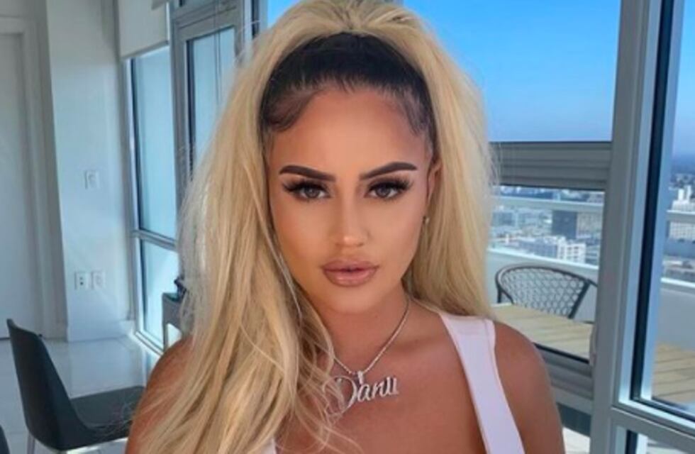 Una influencer gastó más de 7 mil euros para tener los glúteos perfectos pero se los “arruinaron”