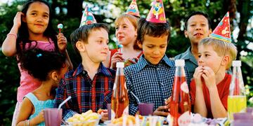 Un niño de Corrientes festejó su cumpleaños y enterneció en las redes al 'regalarle' su último deseo a su mejor amigo. (Imagen ilustrativa)