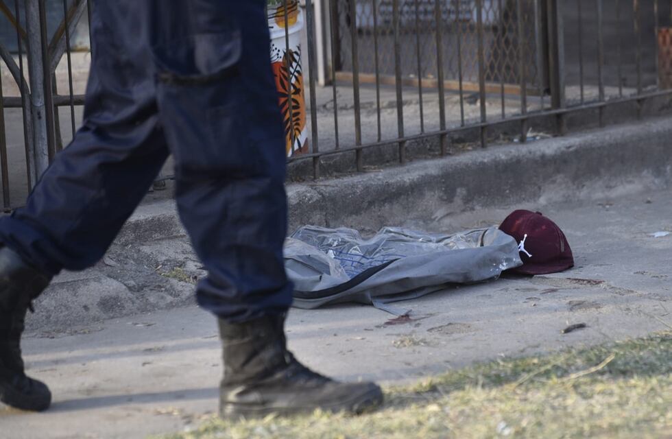 Córdoba: un agente de la Policía Antinarcotráfico le disparó a un ladrón que quiso entrar a su casa
