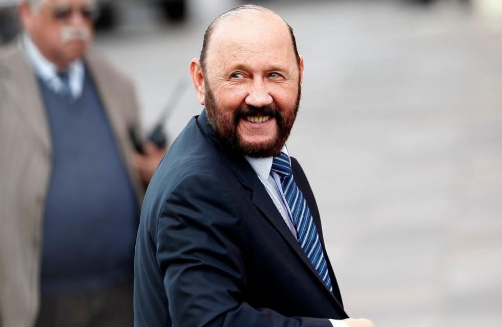 Formosa: Gildo Insfrán anunció el reinicio de vuelos de Aerolíneas Argentinas a la provincia