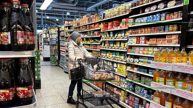 El Gobierno deroga 69 normas para “fortalecer la competencia y mejorar el comercio”.