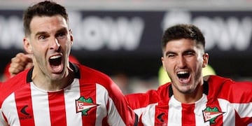 El Pincha es vestido por la marca deportiva propia, Ruge.