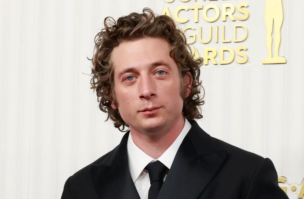 Ya es oficial: Jeremy Allen White interpretará a una estrella de rock en su nueva película