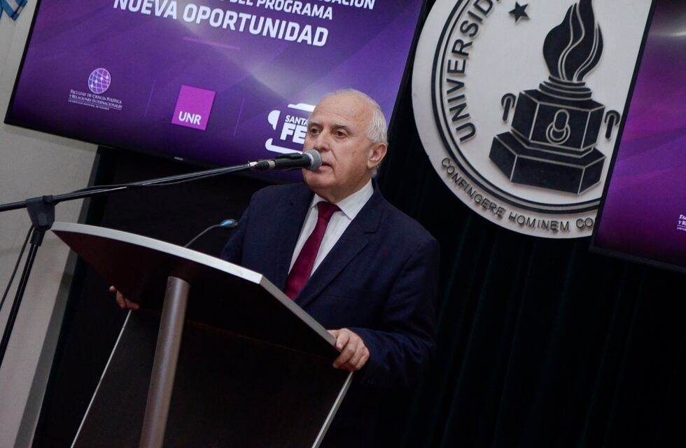 La UNR homenajeó al exgobernador Miguel Lifschitz en la Facultad de Ingeniería