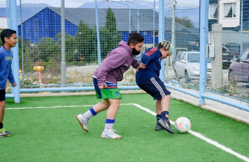 Ushuaia: se llevó adelante un nuevo encuentro deportivo participativo barrial
