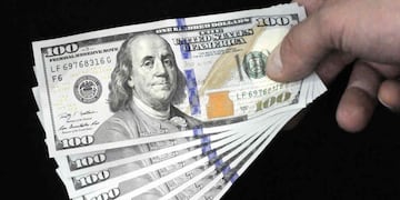 El blue rebotó este viernes