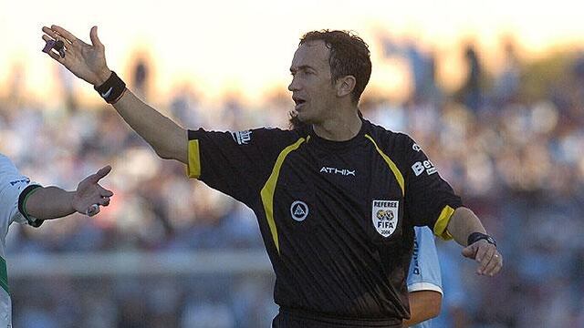 Federico Beligoy bancó la expulsión de Marcos Rojo en el Superclásico.