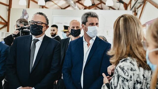 Matías Kulfas y Sergio Uñac recorrieron el establecimiento del Infinito por Descubrir.