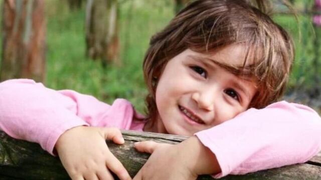 Emily tiene leucemia y gracias a una campaña solidaria lograron juntar $86.000.000 en 11 días para que pudiera realizar un tratamiento en Esapaña.