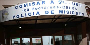 Al ser interceptado, el joven también amenazó e insultó a los efectivos.