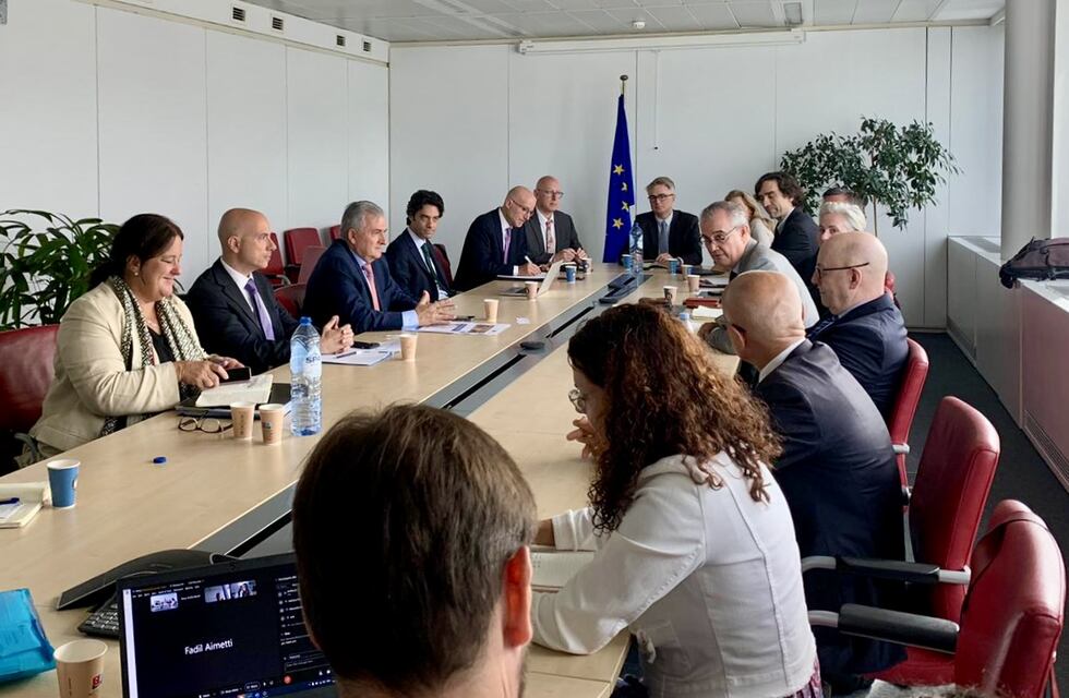 En su gira europea, Morales alienta más inversiones en litio en Jujuy