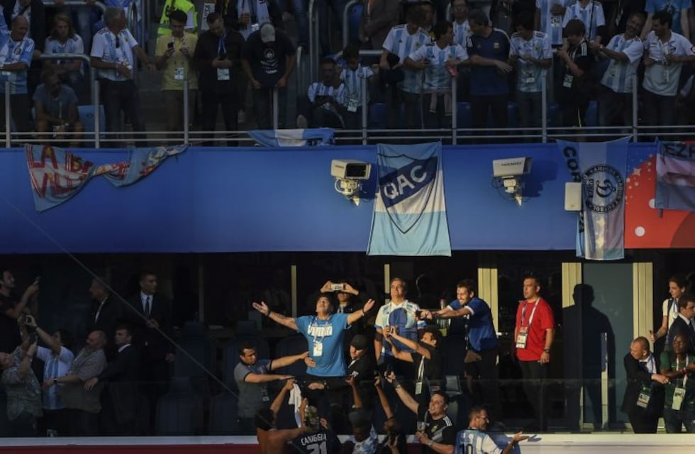 La increíble foto de Diego Maradona que recorre el mundo