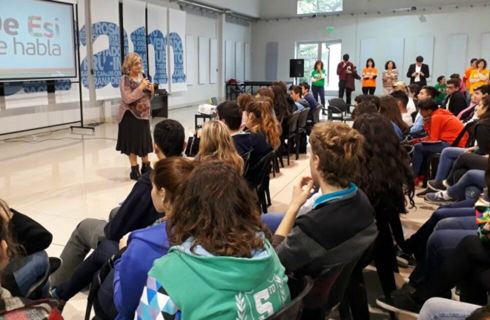 Capacitarán a docentes fueguinos en Educación Sexual Integral