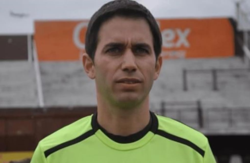 Ordenaron la detención del árbitro Martín Bustos por el escándalo en Independiente