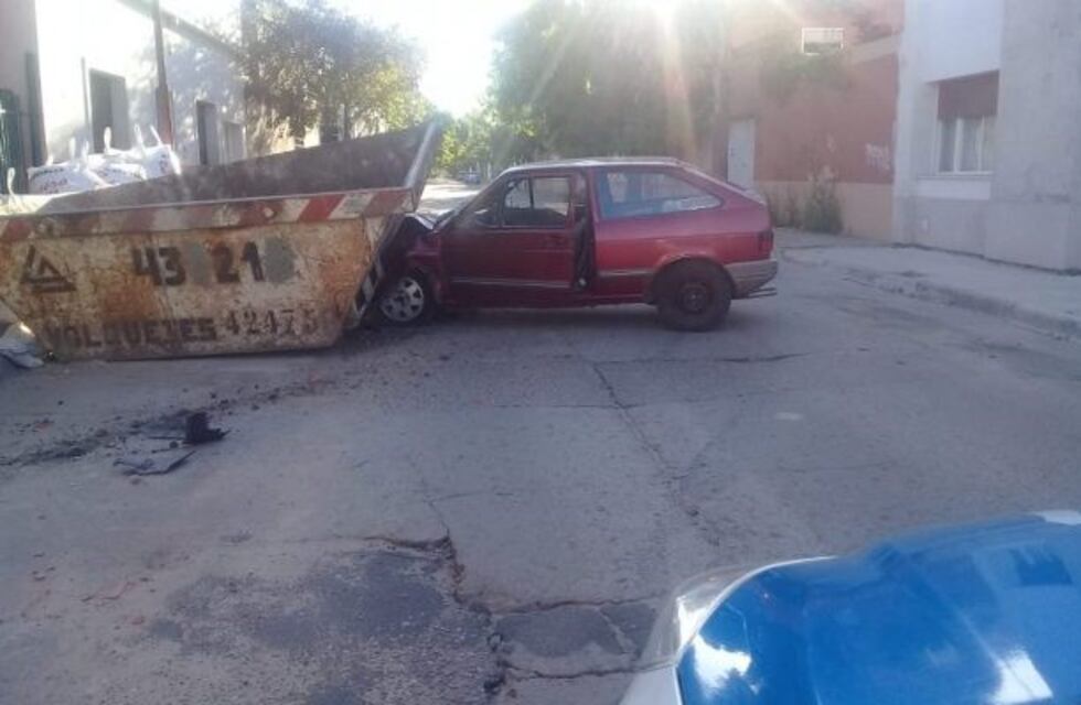 Un policía chocó con 1.8 de alcohol en sangre