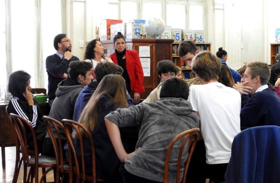 Los jóvenes eligen en qué proyectos gastarán su primer millón de pesos