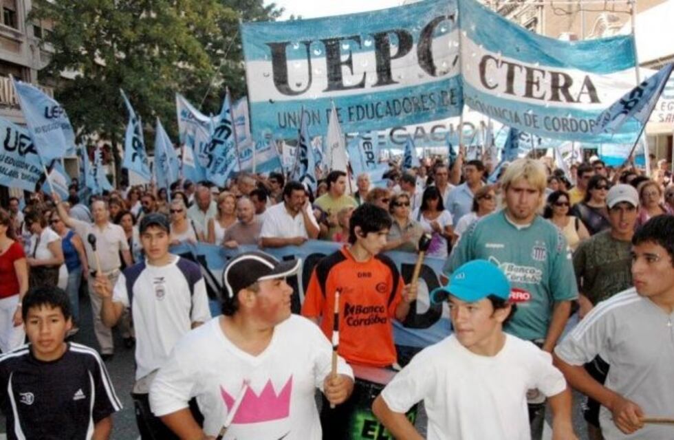 Los gremios estatales de Córdoba anticipan un "no" al bono