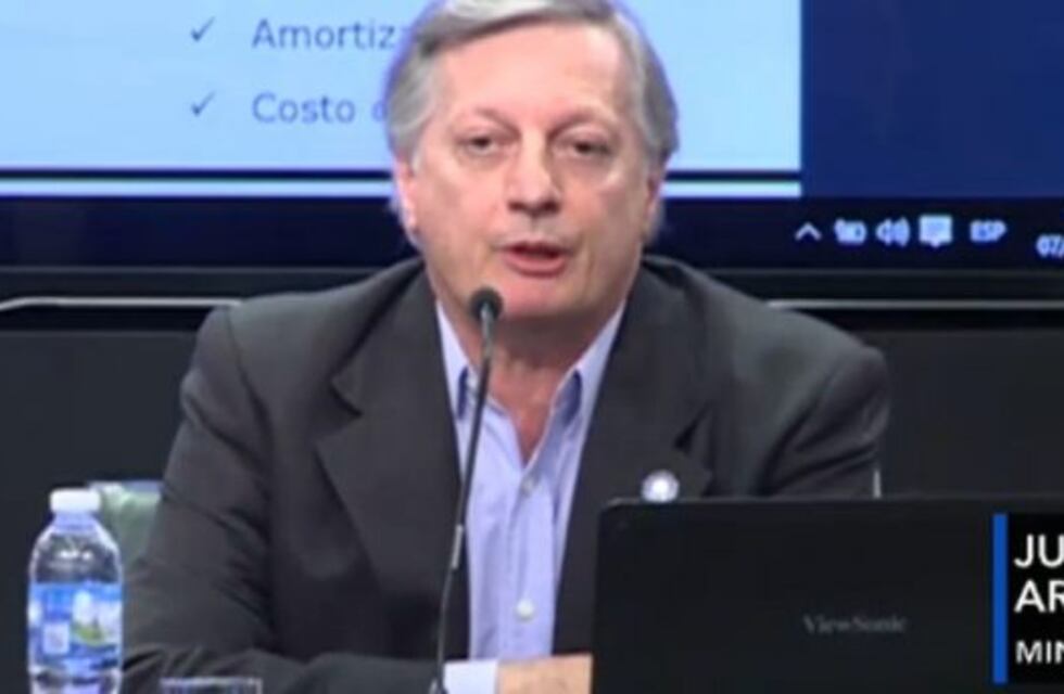 Aranguren explicó el nuevo cuadro tarifario del gas