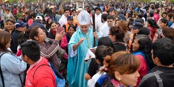 Miles de fieles en Río Blanco, Jujuy