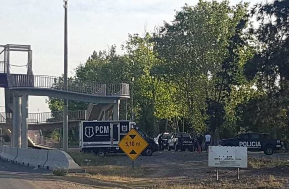 Caos vehicular en el Acceso Sur por una investigación policial