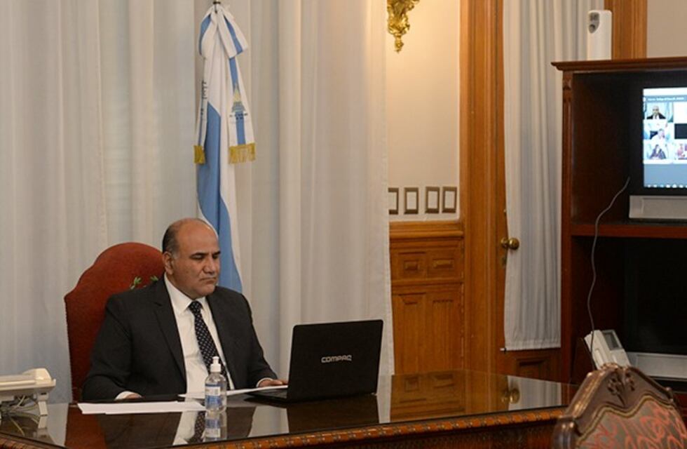 Coronavirus: Manzur participa de la videoconferencia encabezada por Fernández