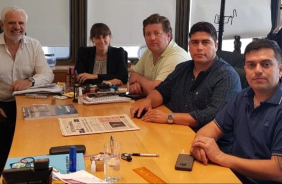 Mantienen puesto de trabajo de petroleros de Roch, que se retira de Santa Cruz